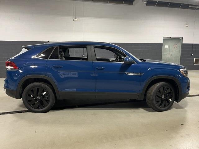 new 2025 Volkswagen Atlas Cross Sport car, priced at $42,229