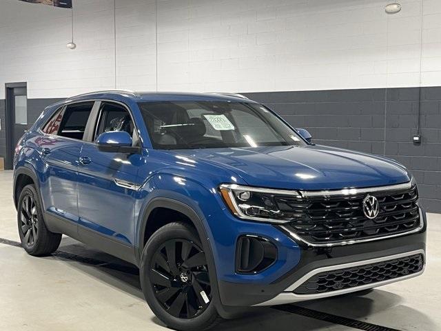 new 2025 Volkswagen Atlas Cross Sport car, priced at $42,229