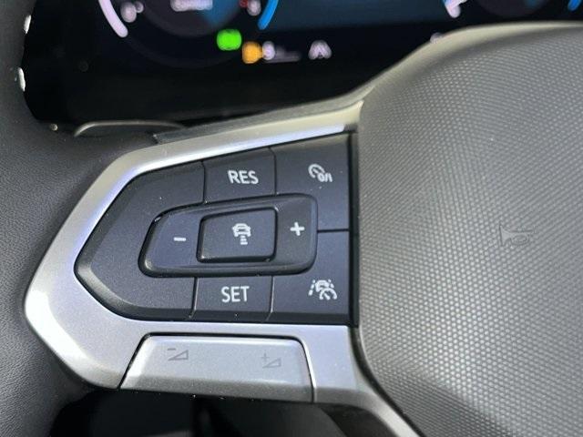 new 2025 Volkswagen Atlas Cross Sport car, priced at $42,229