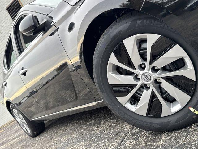 new 2025 Nissan Altima car, priced at $21,440