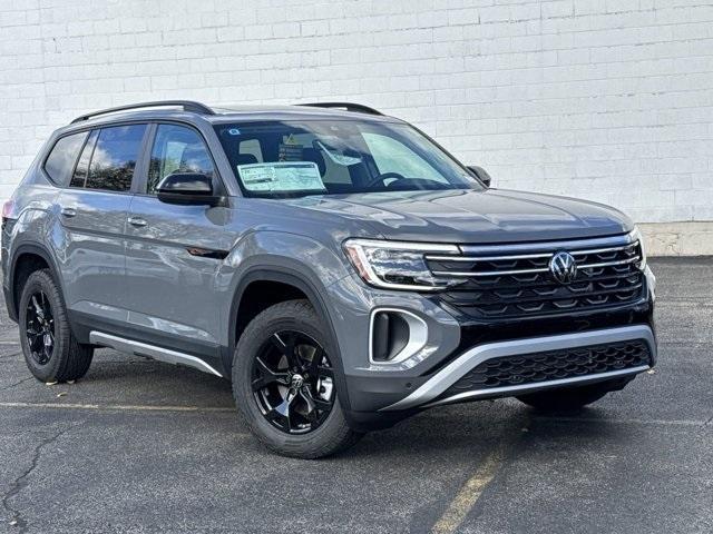 new 2025 Volkswagen Atlas car, priced at $49,531