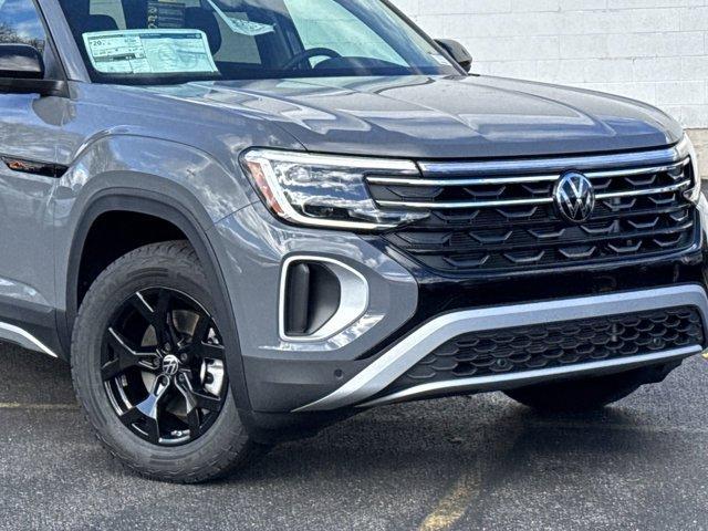 new 2025 Volkswagen Atlas car, priced at $49,531