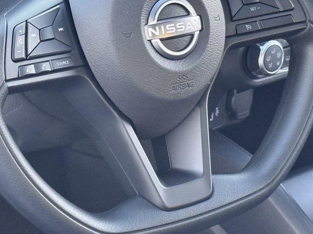 new 2025 Nissan Versa car