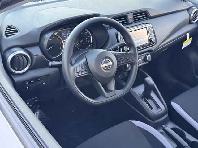 new 2025 Nissan Versa car