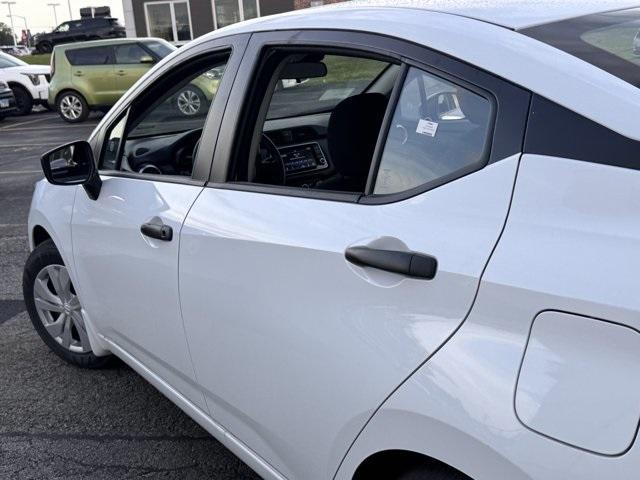 new 2025 Nissan Versa car