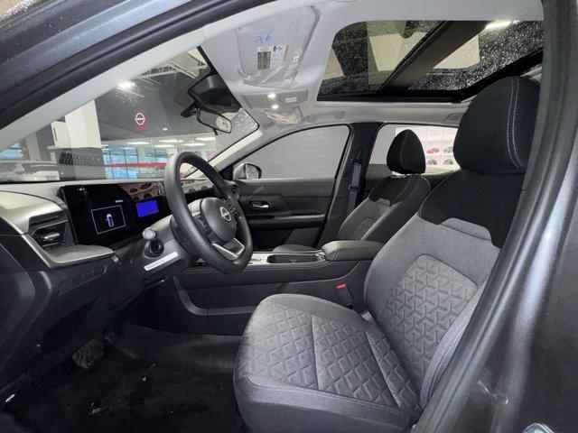 new 2025 Nissan Kicks car, priced at $22,753