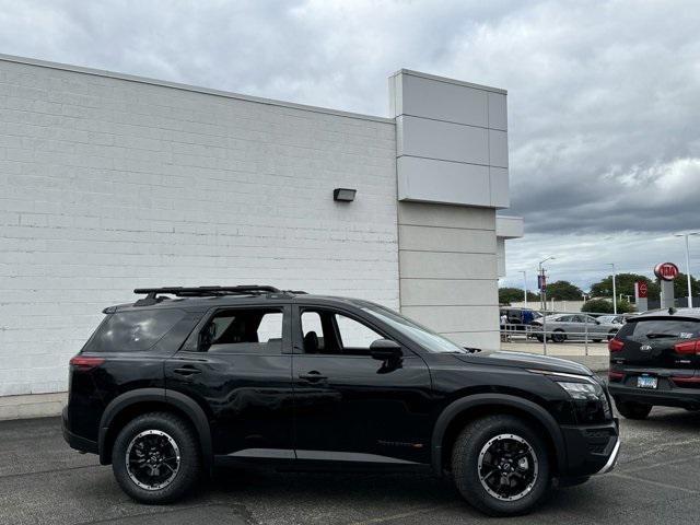 new 2024 Nissan Pathfinder car, priced at $39,599