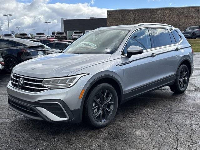 new 2024 Volkswagen Tiguan car, priced at $33,707