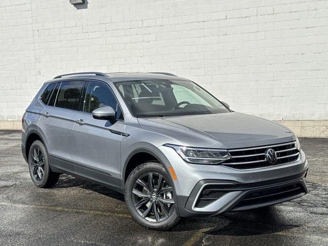 new 2024 Volkswagen Tiguan car, priced at $33,707