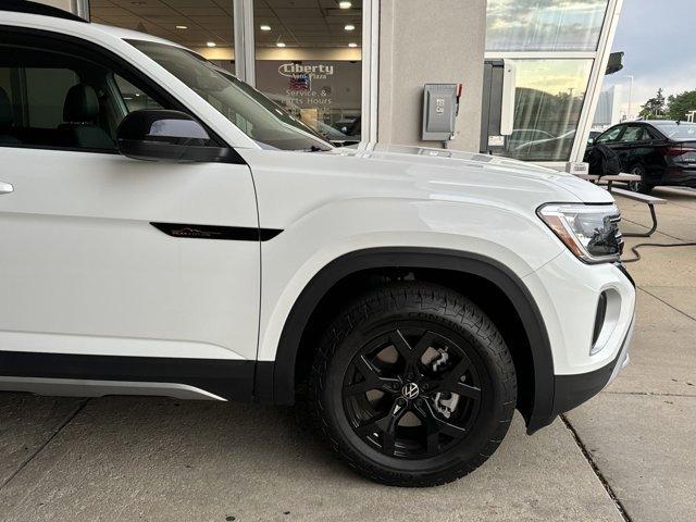 new 2024 Volkswagen Atlas car, priced at $46,663