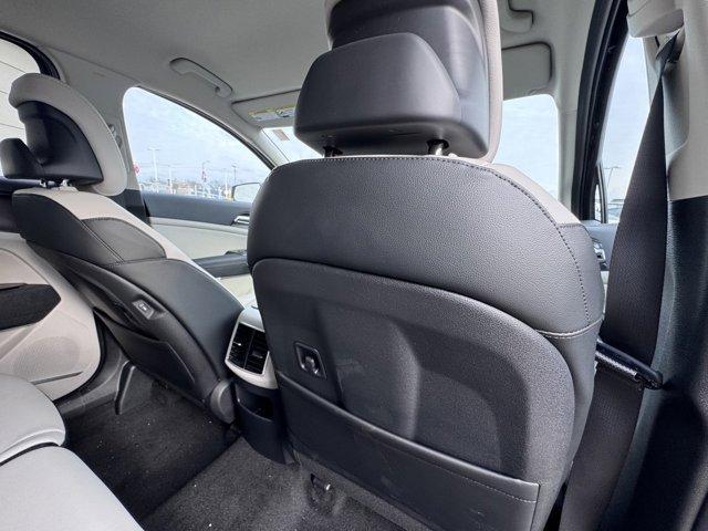 new 2025 Kia Sportage car, priced at $28,925