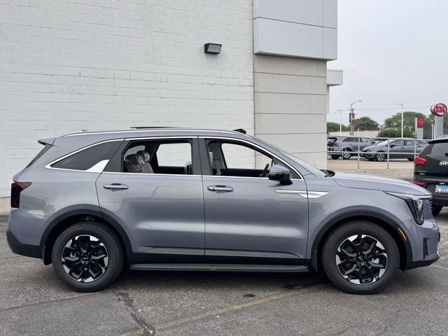 new 2025 Kia Sorento car, priced at $35,180