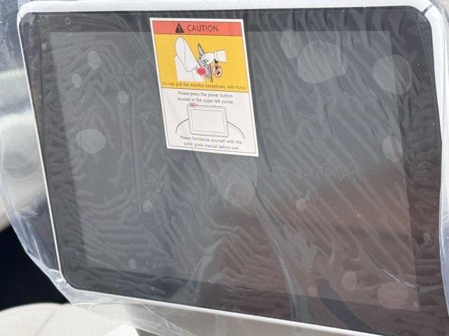 new 2025 Kia Sorento car, priced at $35,180