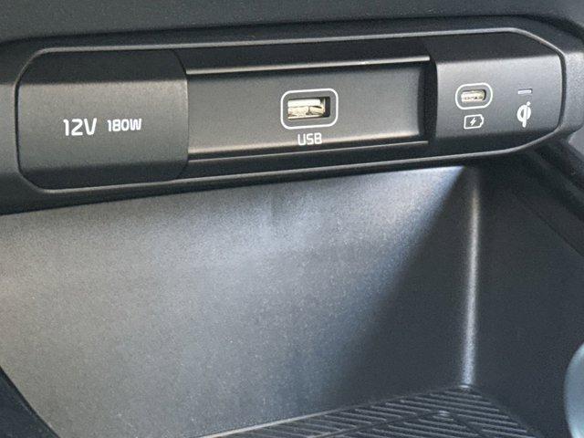 new 2025 Kia Niro car, priced at $33,450