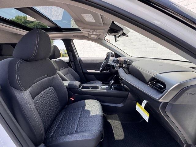 new 2025 Nissan Kicks car, priced at $27,212