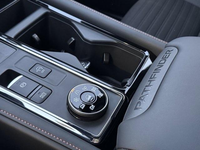 new 2025 Nissan Pathfinder car, priced at $37,320