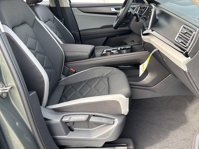 new 2025 Volkswagen Atlas car, priced at $46,577