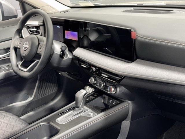 new 2025 Nissan Kicks car, priced at $20,290