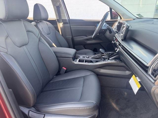 new 2025 Kia Sorento car, priced at $31,555
