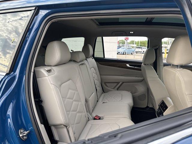 new 2025 Volkswagen Atlas car, priced at $45,648