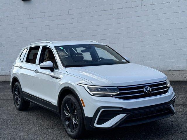 new 2024 Volkswagen Tiguan car, priced at $33,804