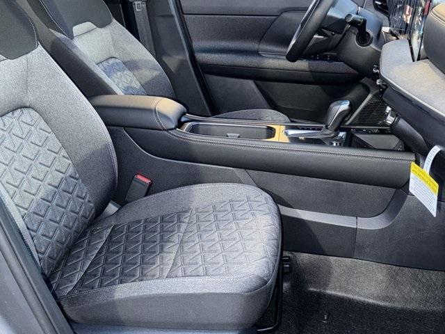 new 2025 Nissan Kicks car, priced at $24,984
