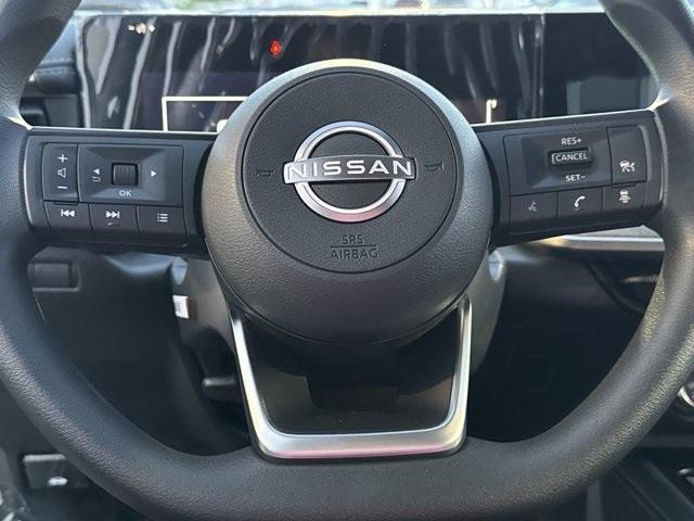 new 2025 Nissan Kicks car, priced at $24,984