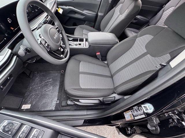 new 2025 Kia Sorento car, priced at $28,160