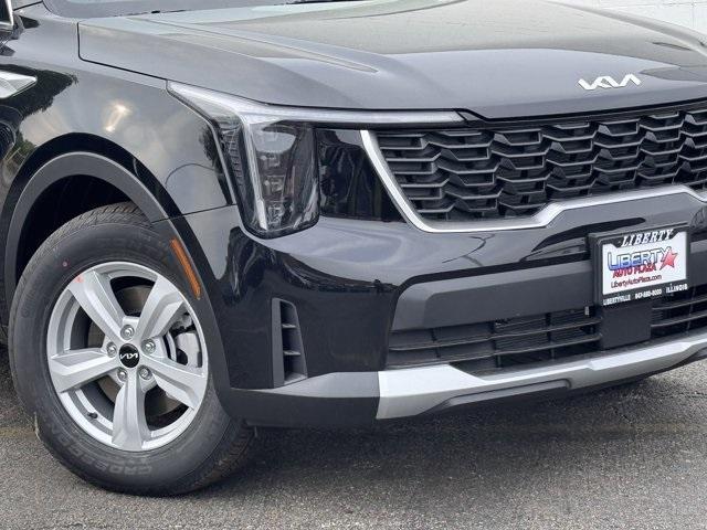 new 2025 Kia Sorento car, priced at $28,160