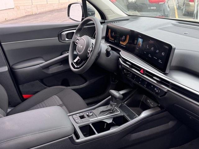new 2025 Kia Sorento car, priced at $28,160