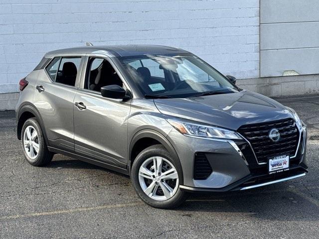 new 2025 Nissan Kicks Play car, priced at $21,734