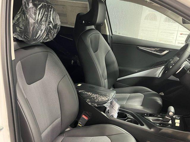 new 2025 Kia Niro car, priced at $30,545