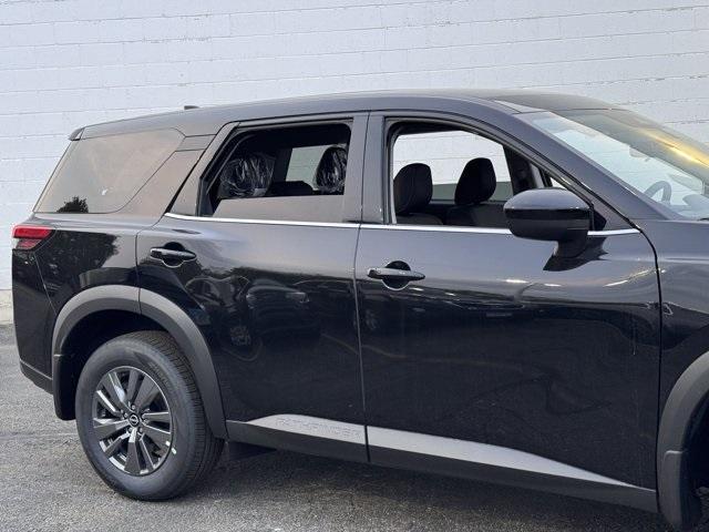 new 2025 Nissan Pathfinder car, priced at $35,983