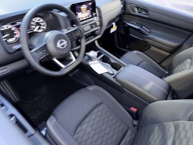 new 2025 Nissan Pathfinder car, priced at $35,983