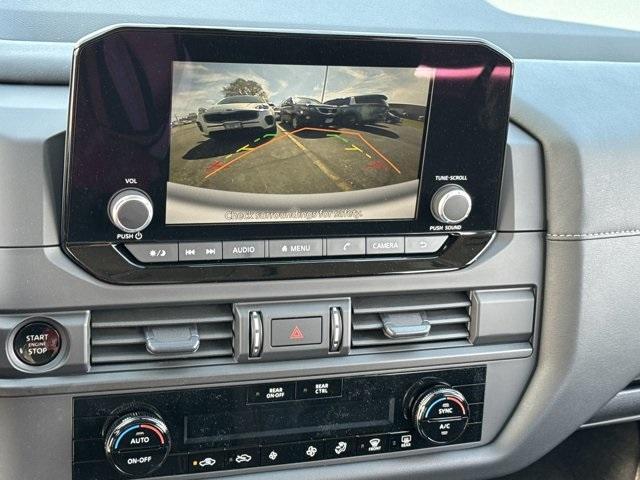 new 2025 Nissan Pathfinder car, priced at $31,175