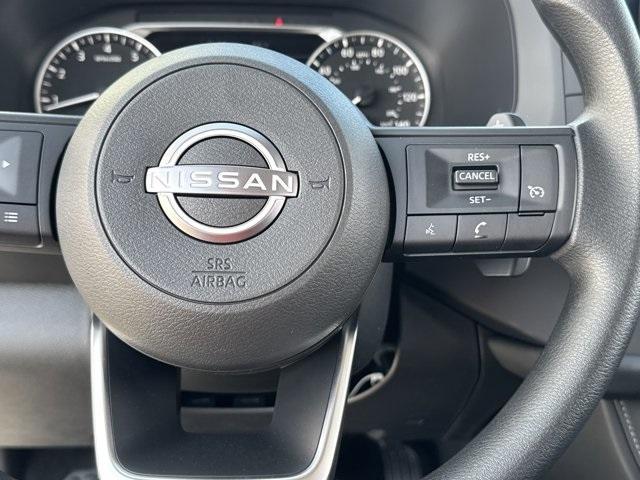 new 2025 Nissan Pathfinder car, priced at $31,175