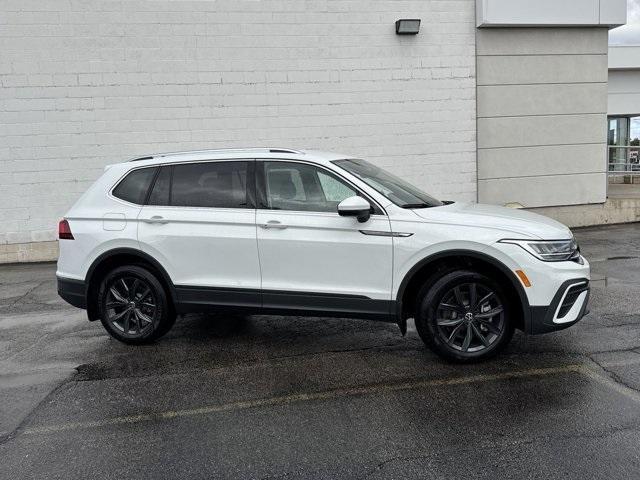 new 2024 Volkswagen Tiguan car, priced at $33,892