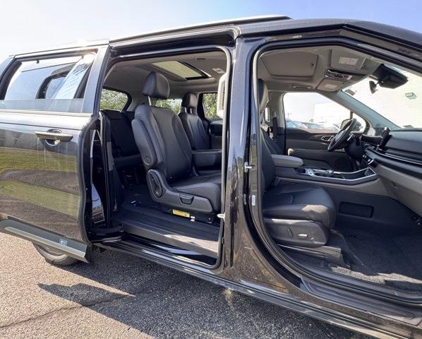 new 2026 Kia Carnival Hybrid car, priced at $49,820