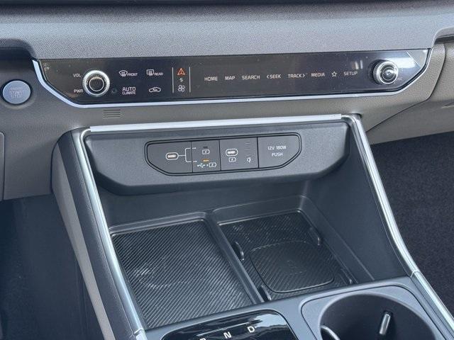 new 2026 Kia Carnival Hybrid car, priced at $49,820