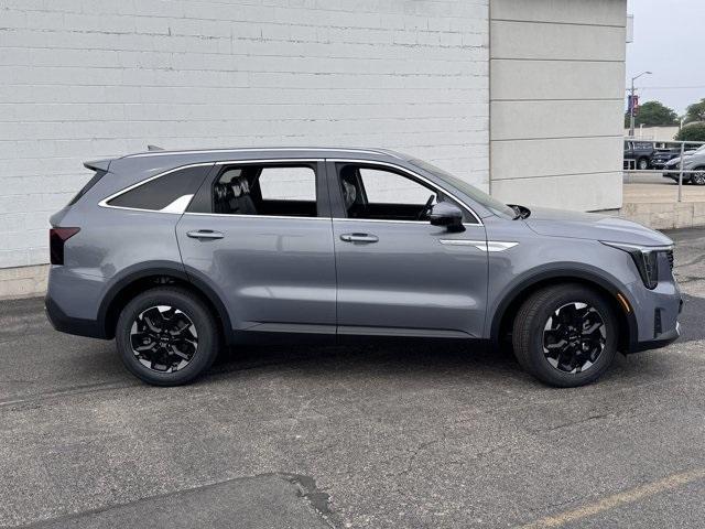 new 2025 Kia Sorento car, priced at $31,030