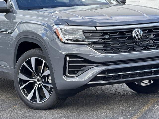 new 2025 Volkswagen Atlas Cross Sport car, priced at $55,071