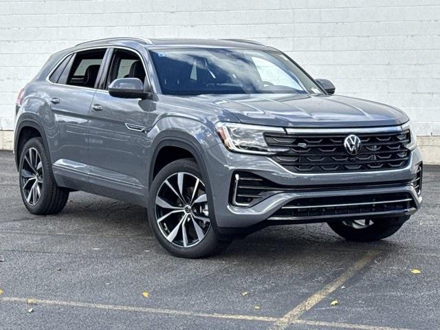 new 2025 Volkswagen Atlas Cross Sport car, priced at $55,071