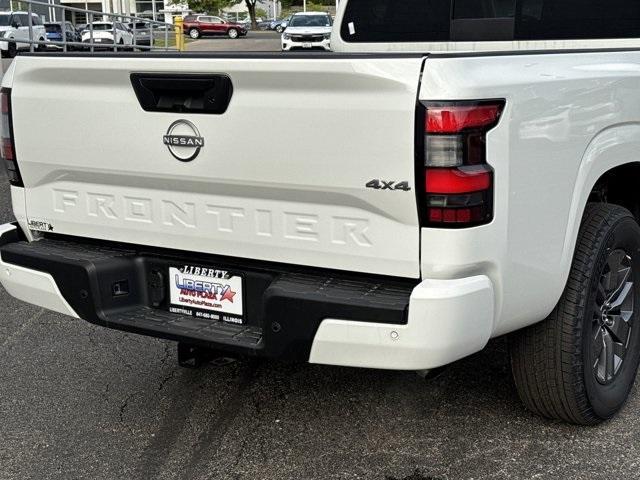 new 2025 Nissan Frontier car, priced at $32,279