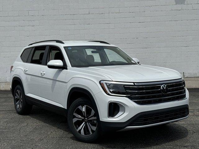 new 2024 Volkswagen Atlas car, priced at $40,042