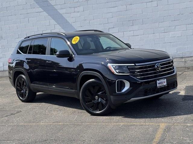used 2024 Volkswagen Atlas car, priced at $34,491