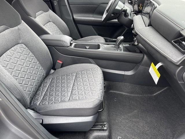 new 2025 Nissan Kicks car, priced at $24,984