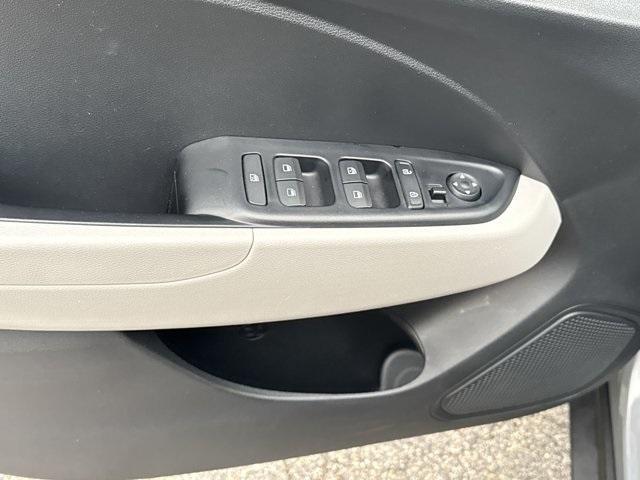 used 2021 Hyundai Venue car, priced at $15,691