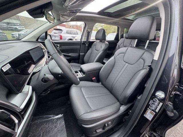 new 2025 Kia Sorento car, priced at $32,330