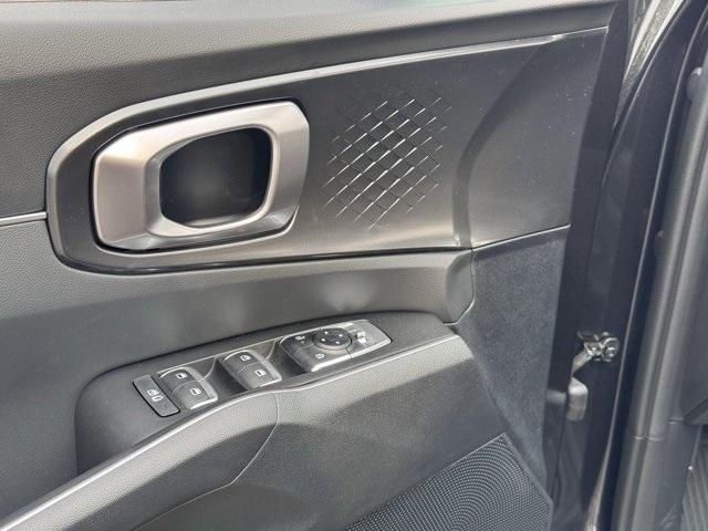 new 2025 Kia Sorento car, priced at $32,330