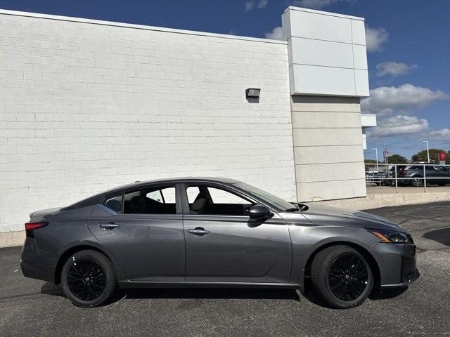 new 2025 Nissan Altima car, priced at $30,555